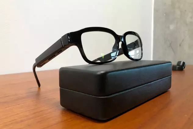 Smart glasses for drivers 